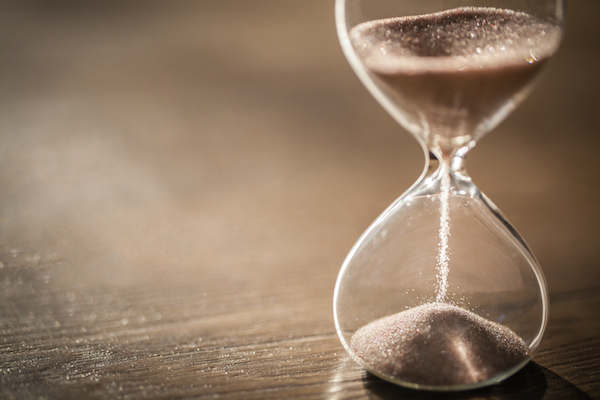 Chúng ta có thể kiếm thêm tiền nhưng không thể kiếm thêm thời gian